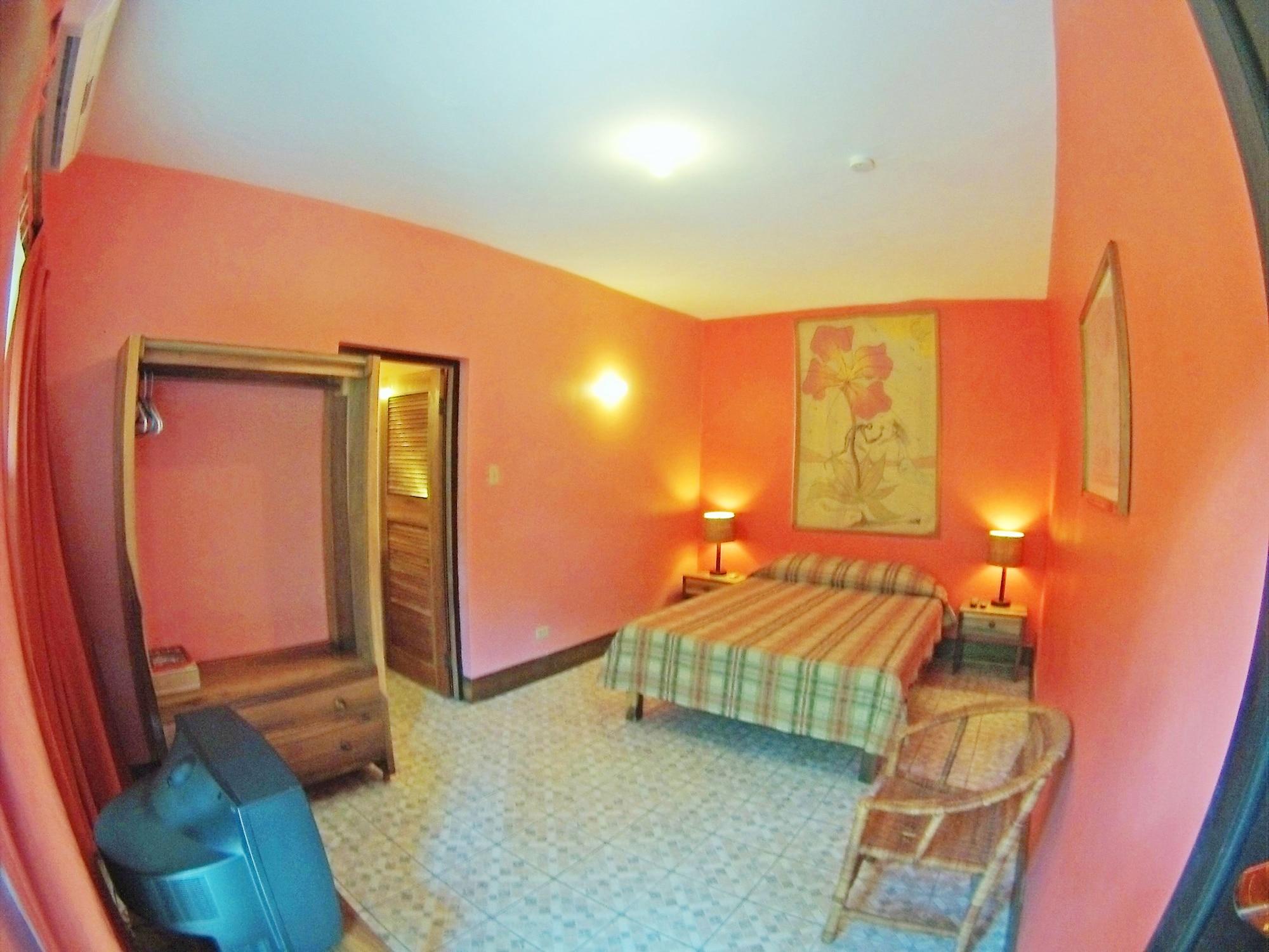 Sunrise Club Hotel Негрил Экстерьер фото