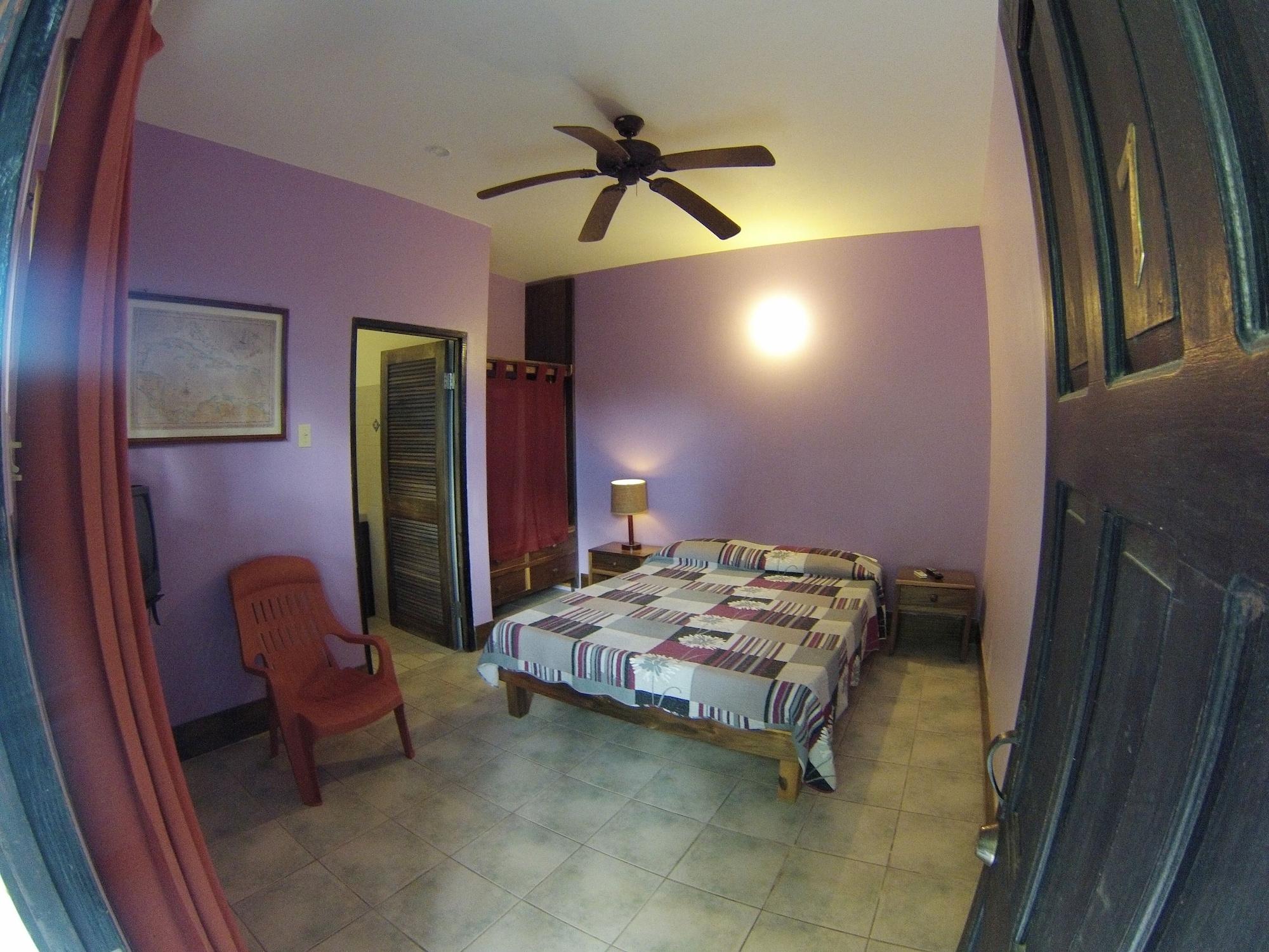 Sunrise Club Hotel Негрил Экстерьер фото